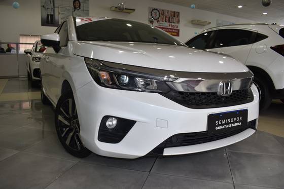 HONDA CITY 1.5 i-VTEC FLEX HATCH EXL CVT HONDA CITY 1.5 i-VTEC FLEX HATCH EXL CVT